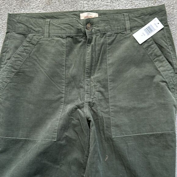 Weatherproof Vintage Ladies' Wide Leg Corduroy Pants, Olive 8,NWT - Picture 6 of 9